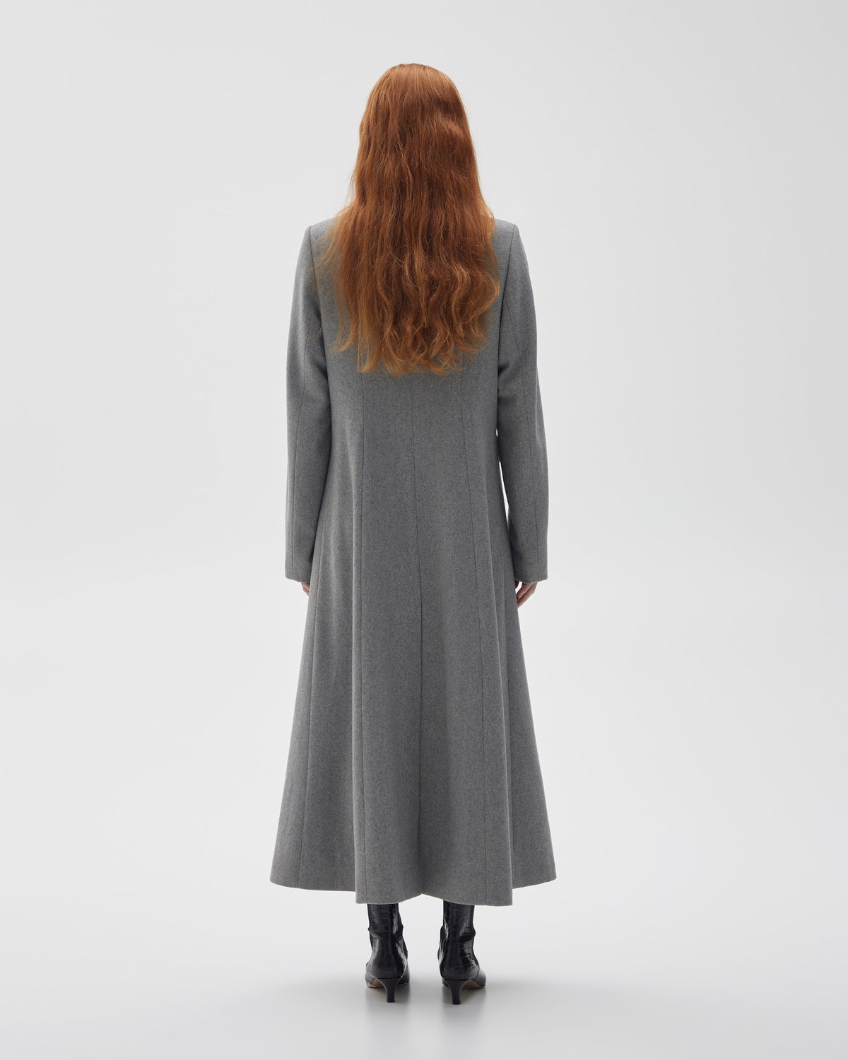 TAILORED WOOL COAT