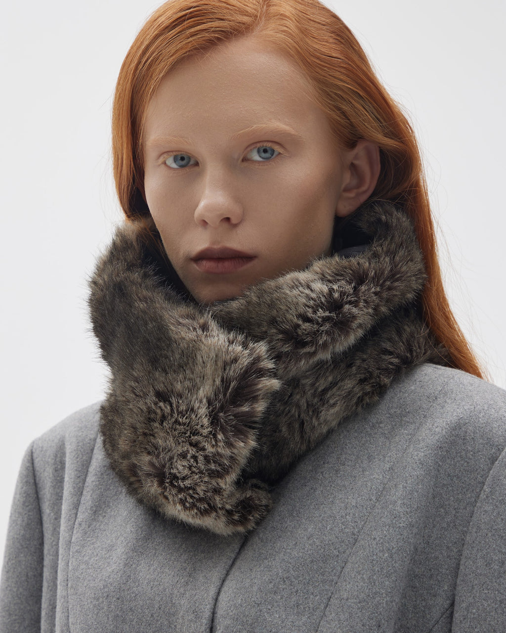 FAUX FUR COLLAR