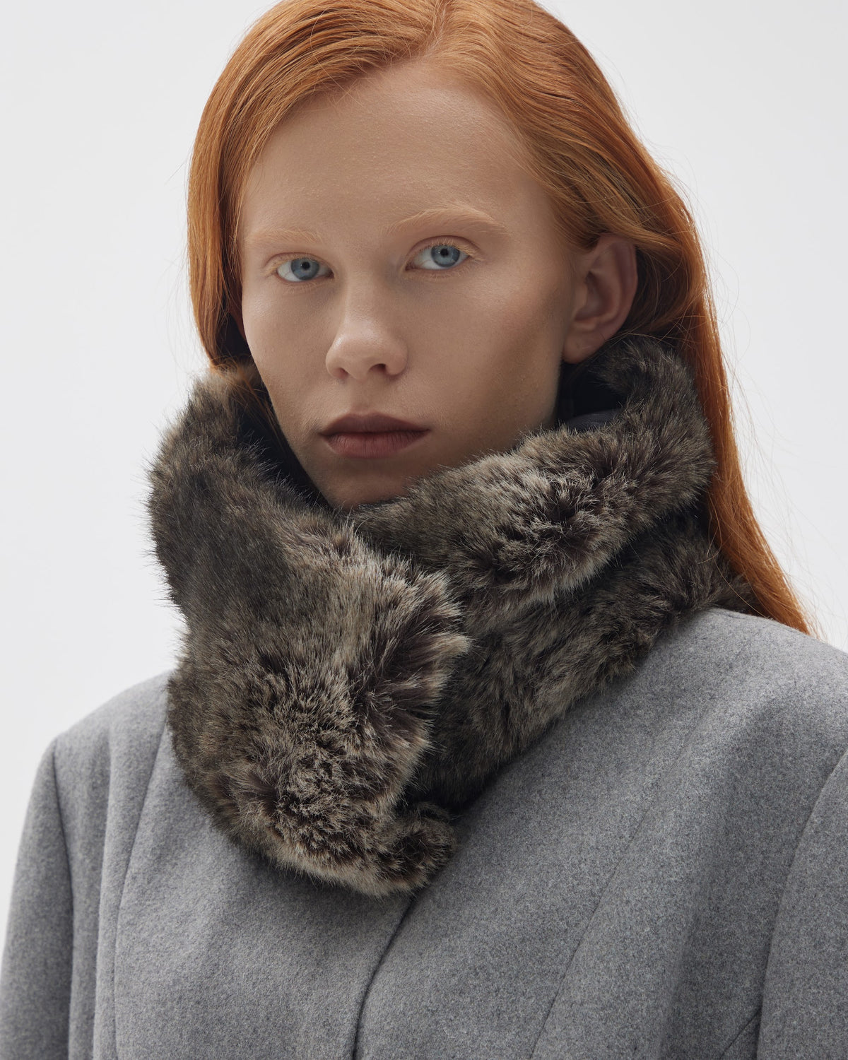 FAUX FUR COLLAR